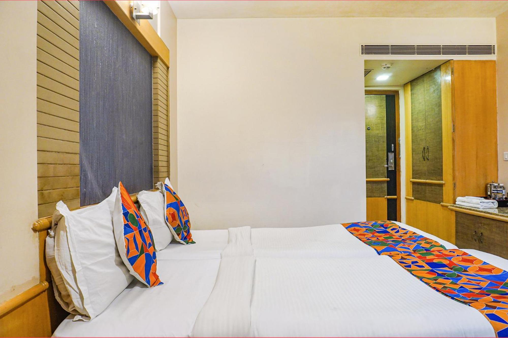 פונה Fabhotel Prime Deccan 8 מראה חיצוני תמונה